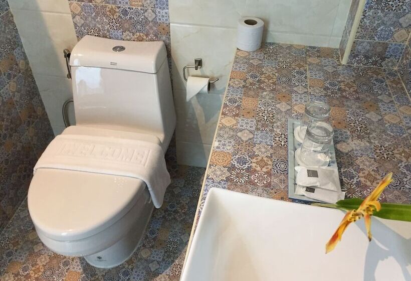 Номер Deluxe, Phetcharat Grand Hotel Maesot