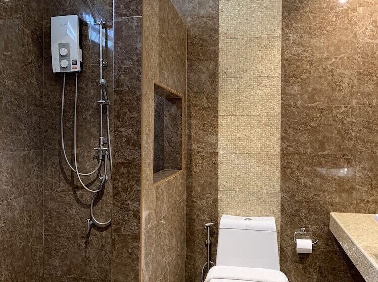 豪华房间, Phetcharat Grand Hotel Maesot