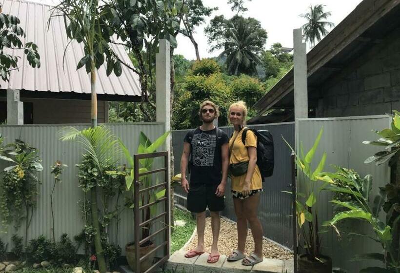 חדר אקונומי, Baan Hinlad Home And Hostel