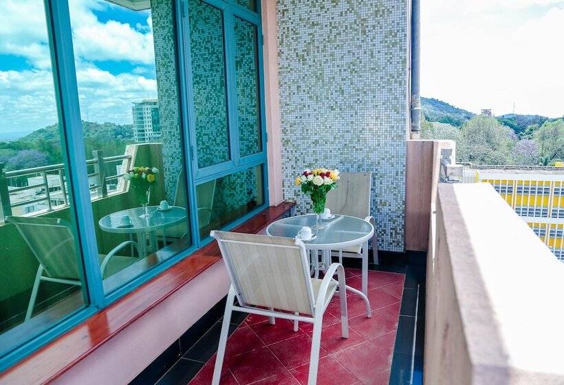 سوییت لوکس, Palace Hotel Arusha