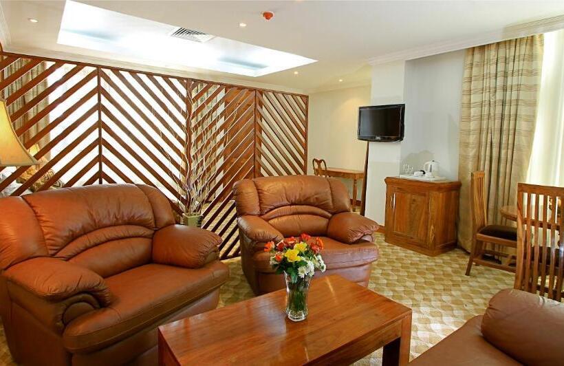 سوییت لوکس, Palace Hotel Arusha