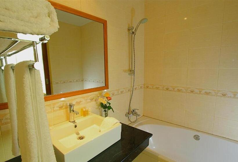 اتاق سوپریور, Palace Hotel Arusha