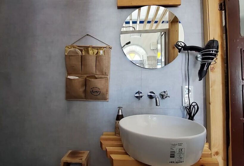 اتاق استاندارد چهار تخته, Woodstock Alaçatı