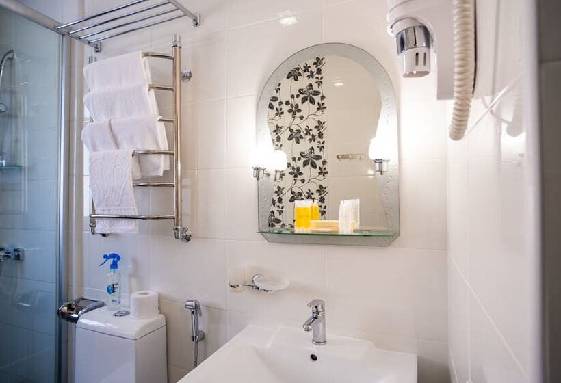 اتاق راحتی, Piano Guesthouse