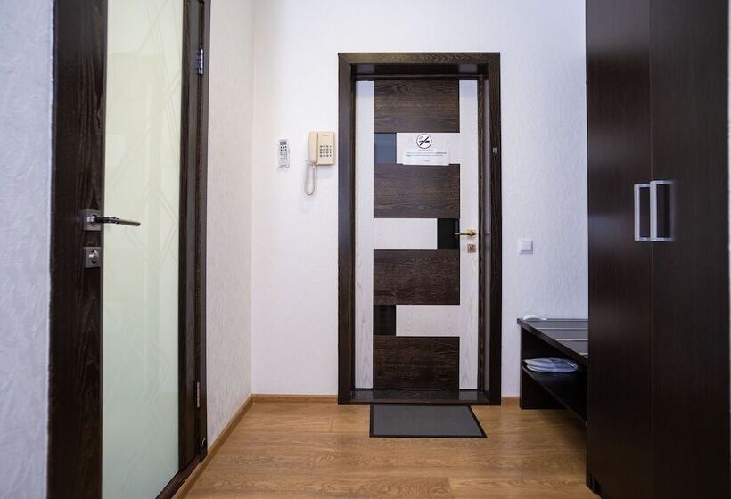 اتاق راحتی, Piano Guesthouse