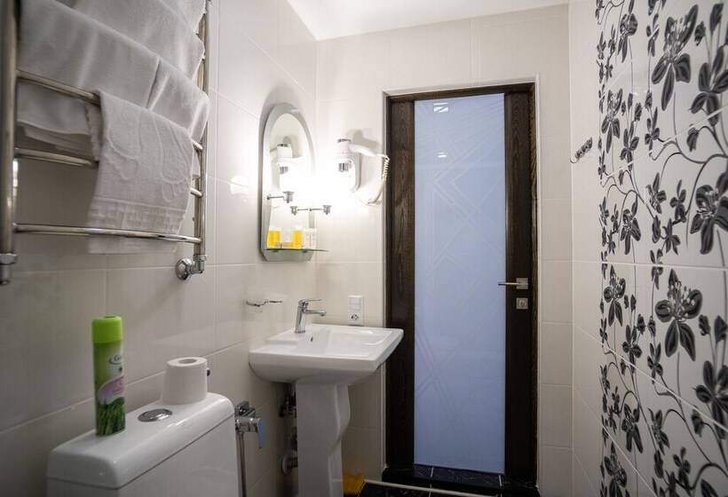 اتاق راحتی, Piano Guesthouse