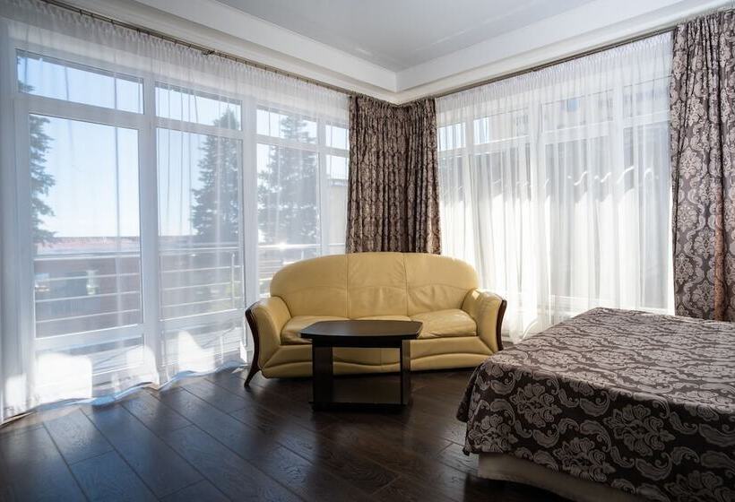 آپارتمان 1 خوابه با بالکن, Piano Guesthouse