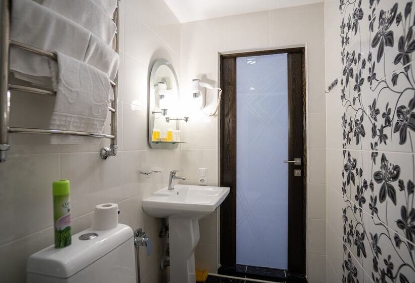 اتاق راحتی, Piano Guesthouse