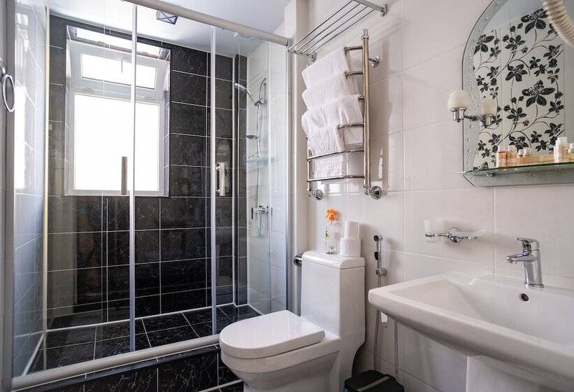 اتاق راحتی, Piano Guesthouse