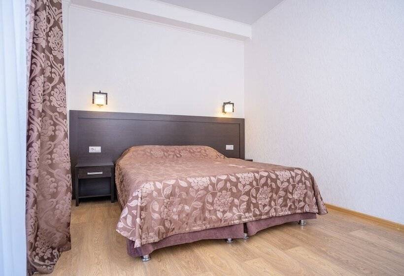 اتاق راحتی, Piano Guesthouse