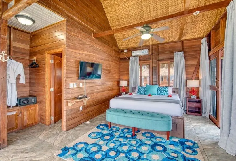 デラックスバンガロー, Azul Paradise Resort