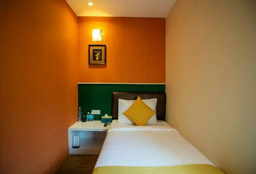 Habitación Estàndard Individual, Link