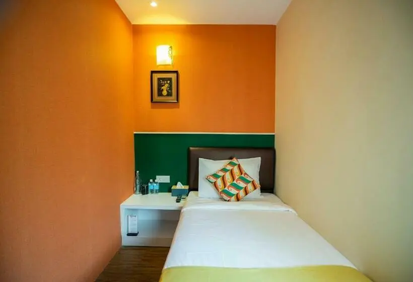 Habitación Estàndard Individual, Link