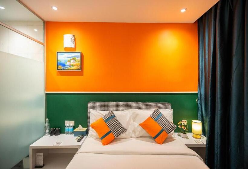 חדר דלוקס, Link