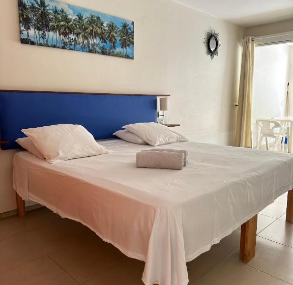 스위트, Hôtel Douce Vague