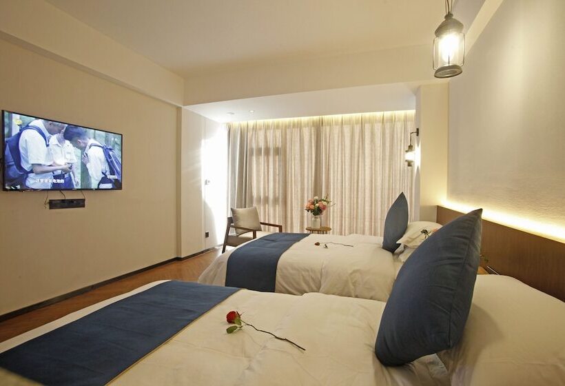 חדר דלוקס, 張家界武陵源北岸輕奢客棧 森林公園店