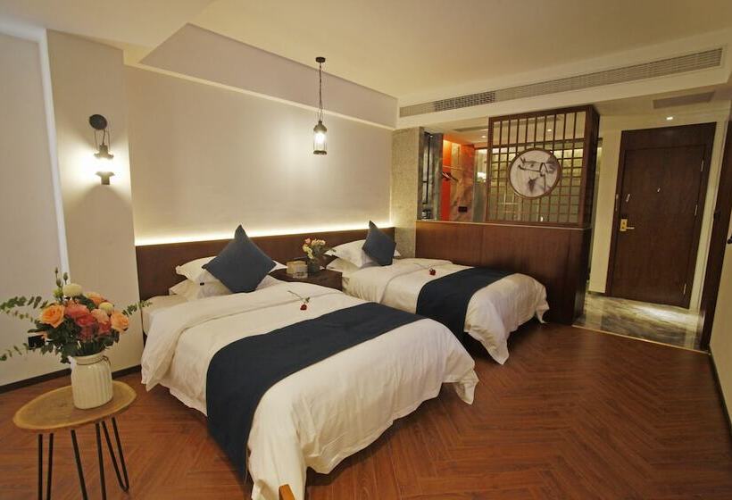 חדר דלוקס, 張家界武陵源北岸輕奢客棧 森林公園店