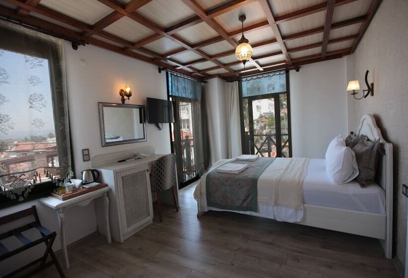 Номер Стандарт, Celsus Boutique