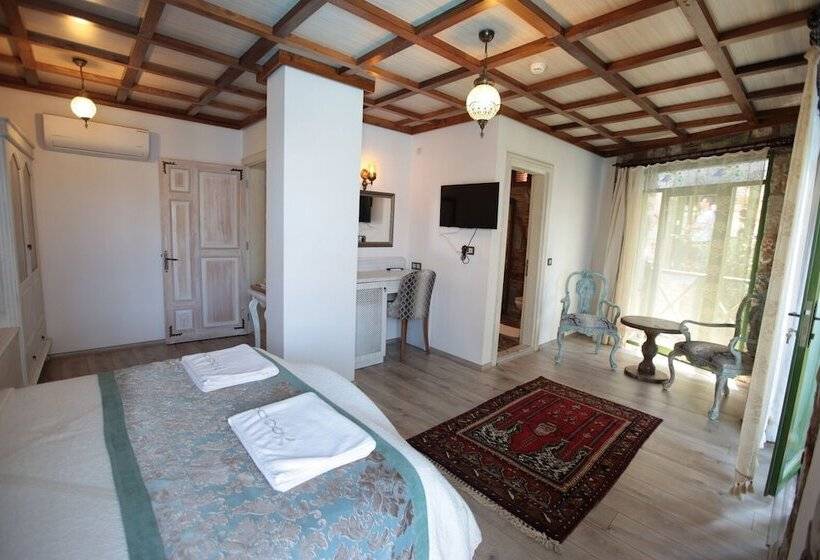 Номер Стандарт, Celsus Boutique