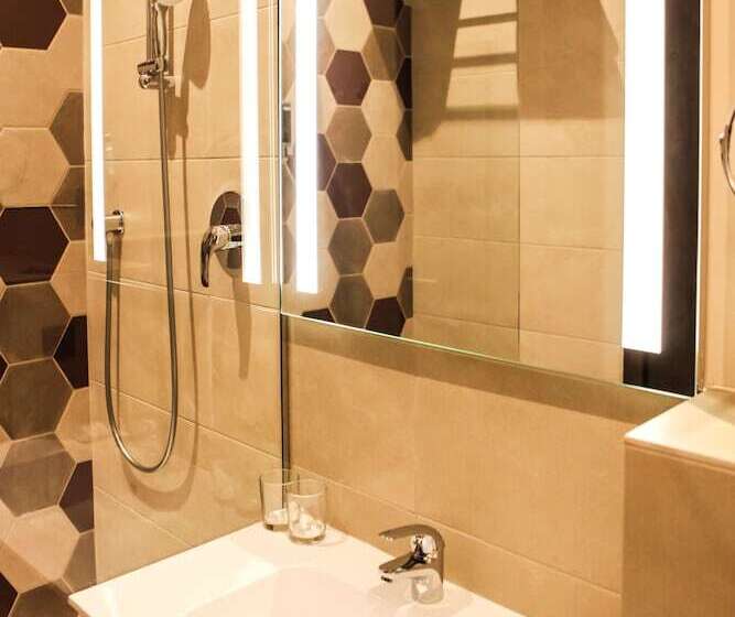 标准间, City Hotel 1905