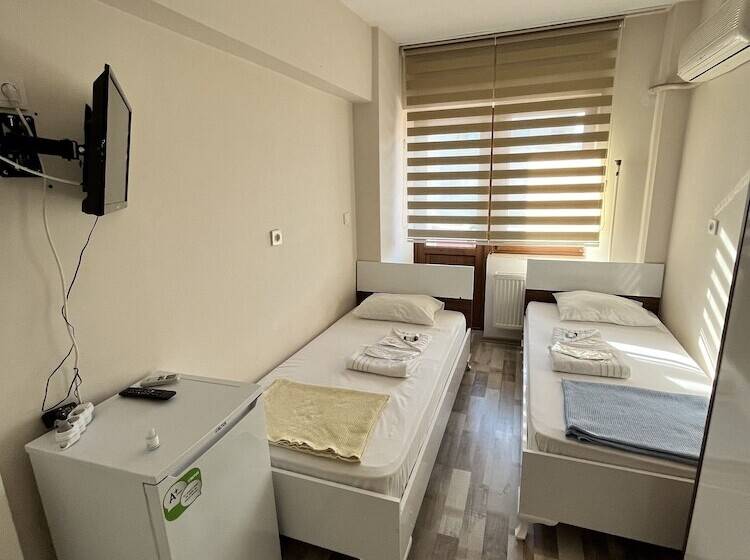 غرفة أساسية, Arden Pansiyon