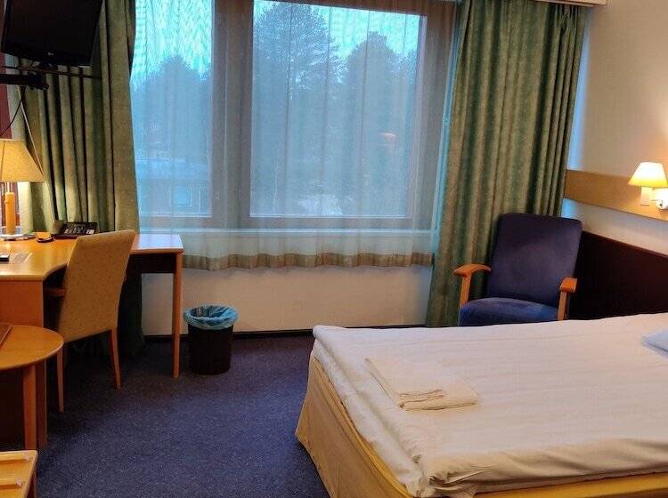 חדר סטנדרט יחיד, Li Sodankylä