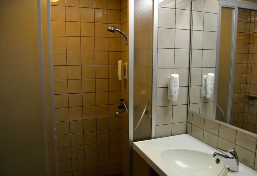 חדר סטנדרט, Li Sodankylä