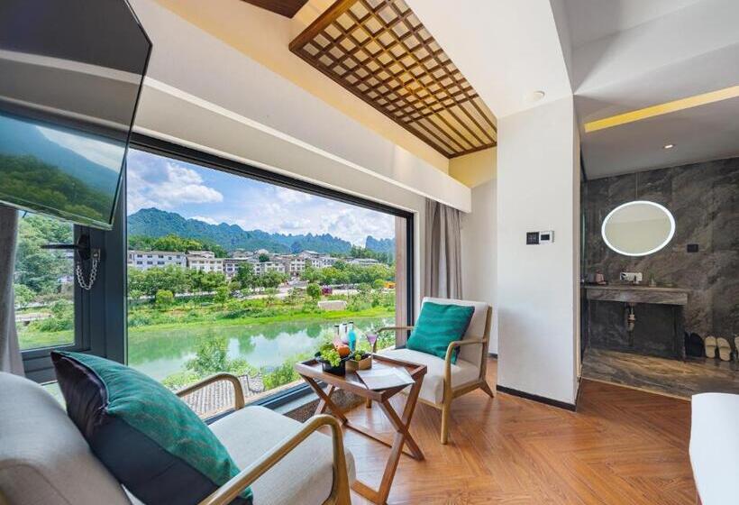 חדר סטנדרט עם מיטת קינג, 張家界武陵源北岸輕奢客棧 森林公園店