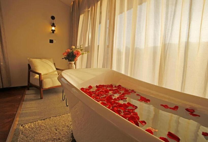 חדר דלוקס, 張家界武陵源北岸輕奢客棧 森林公園店