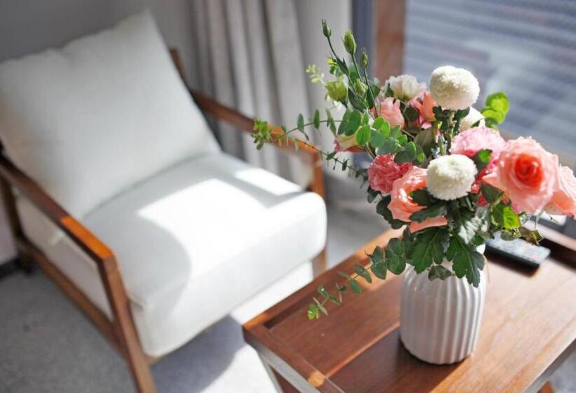 חדר סטנדרט שתי מיטות זוגיות, 張家界武陵源北岸輕奢客棧 森林公園店