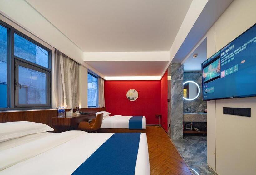 חדר סטנדרט שתי מיטות זוגיות, 張家界武陵源北岸輕奢客棧 森林公園店