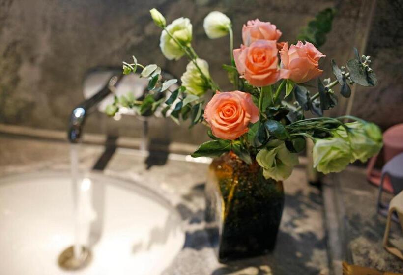 חדר דלוקס, 張家界武陵源北岸輕奢客棧 森林公園店