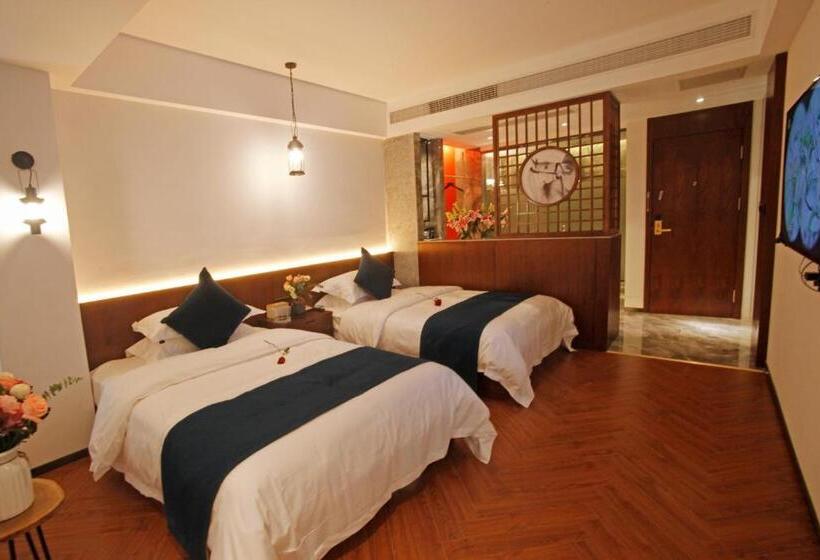 חדר דלוקס, 張家界武陵源北岸輕奢客棧 森林公園店