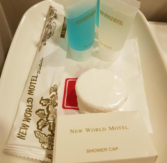 Трехместный Номер Deluxe, New World Express Motel