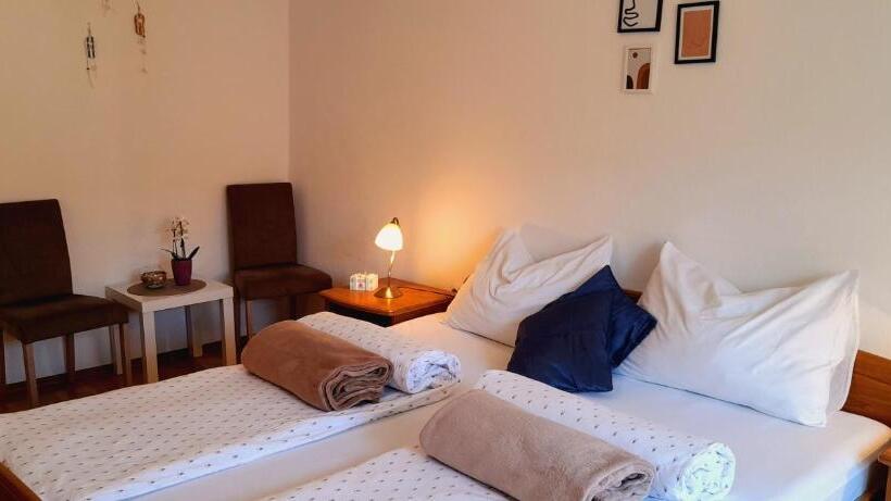 اتاق استاندارد, Pansion Ivan & Ivana