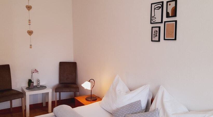 اتاق استاندارد, Pansion Ivan & Ivana