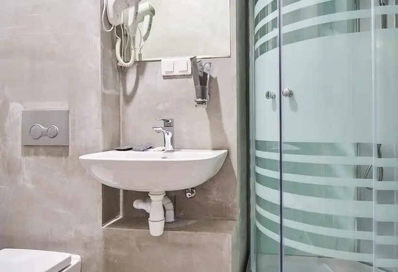 اتاق استاندارد, Red Brick Hotel Presnya