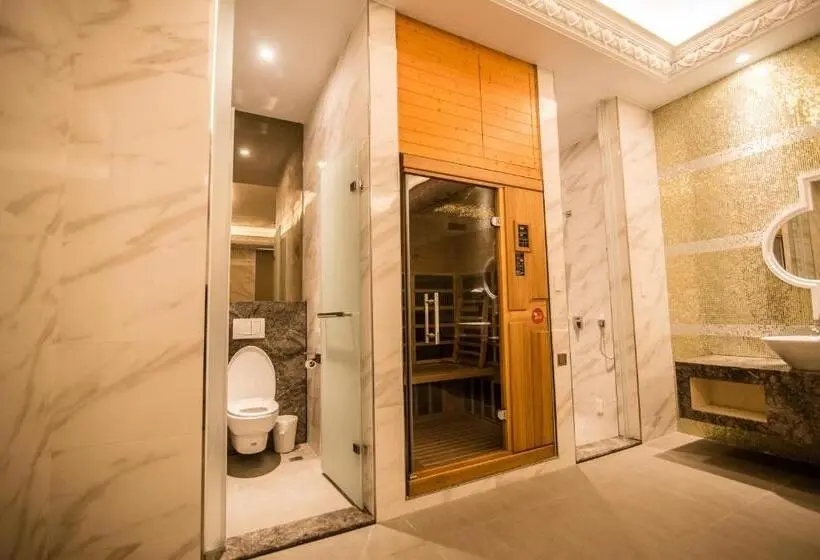 اتاق استاندارد با تخت دو نفره بزرگ, Kumotsuki Motel