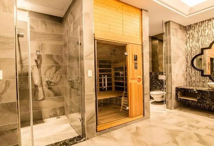 اتاق استاندارد با تخت دو نفره بزرگ, Kumotsuki Motel