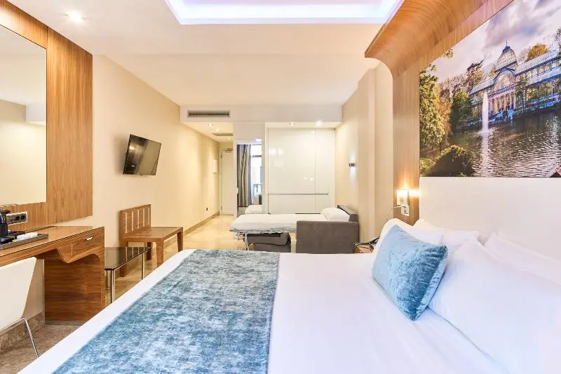 اتاق استاندارد, Kumotsuki Motel
