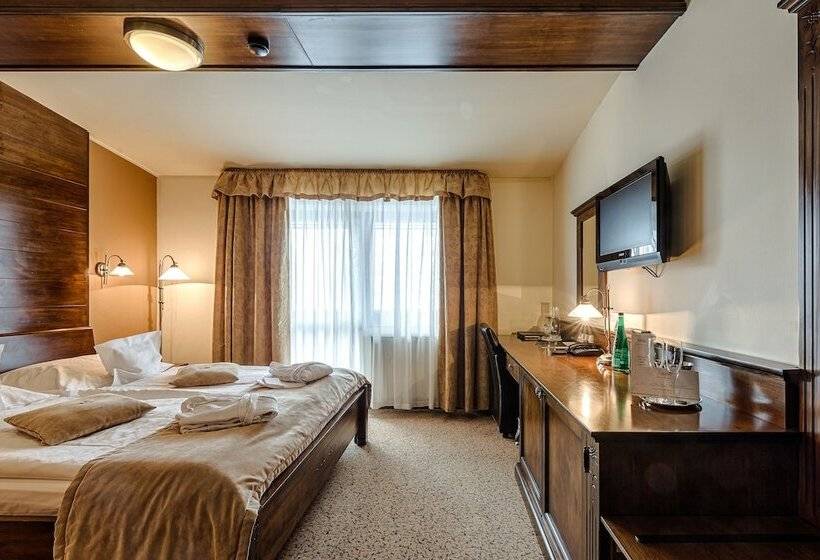 סוויטת פרמיום, Aplend Wellness Hotel Borovica