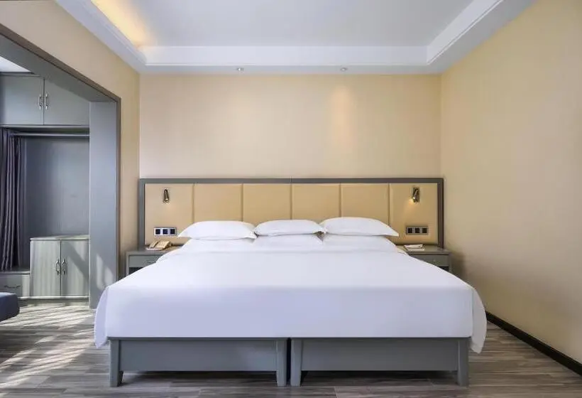 اتاق اجرایی با تخت بزرگ, Wing Hotel Guilin   Central Square