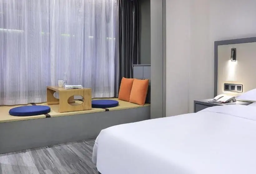 اتاق کلاسیک سه تخته, Wing Hotel Guilin   Central Square