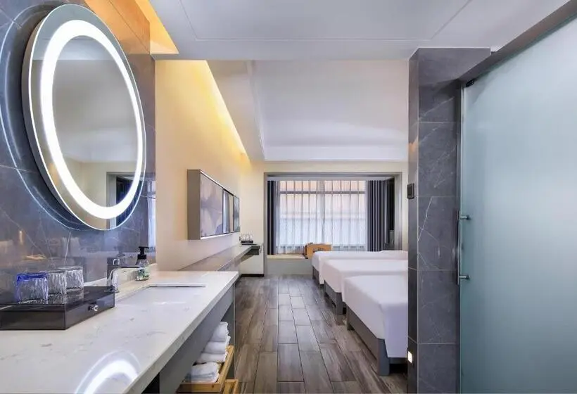 اتاق کلاسیک سه تخته, Wing Hotel Guilin   Central Square