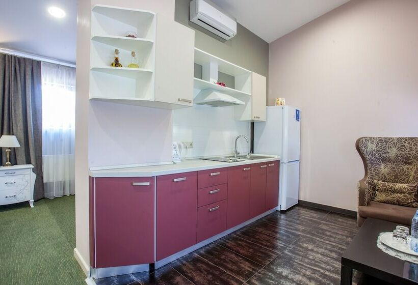 سوئیت کلاسیک, Sport Point