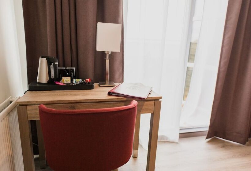 اتاق استاندارد یک نفره, Duus By Keflavik Airport