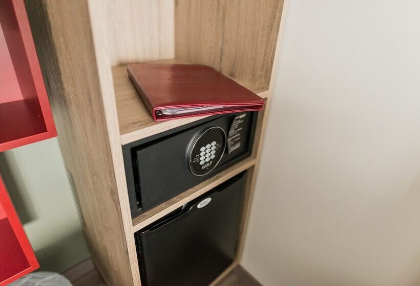 اتاق استاندارد یک نفره, Duus By Keflavik Airport