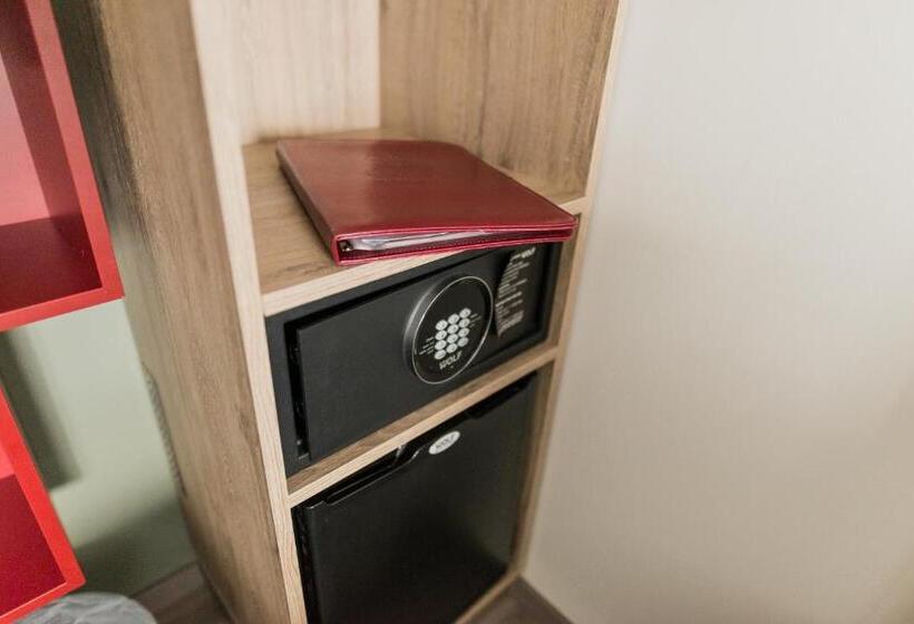 اتاق استاندارد, Duus By Keflavik Airport