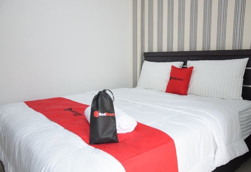 Номер Стандарт, Reddoorz Near Uin Sumatera Utara