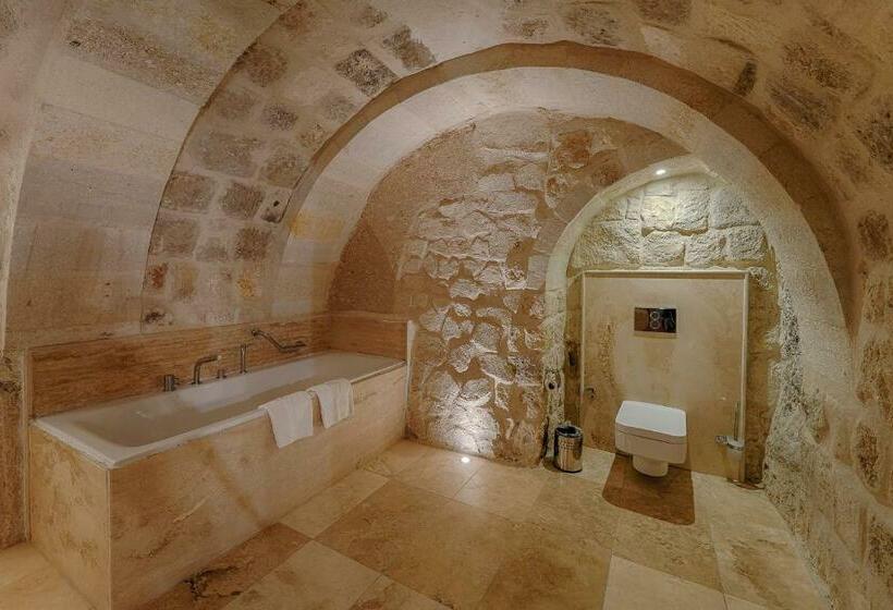 带阳台套房, Taru Cave Suites